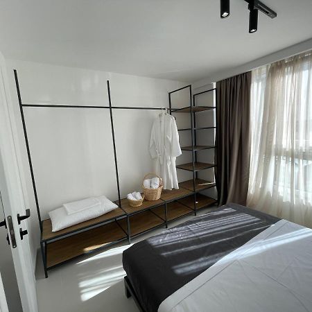 Vela Apartaments 4 Sarandë エクステリア 写真